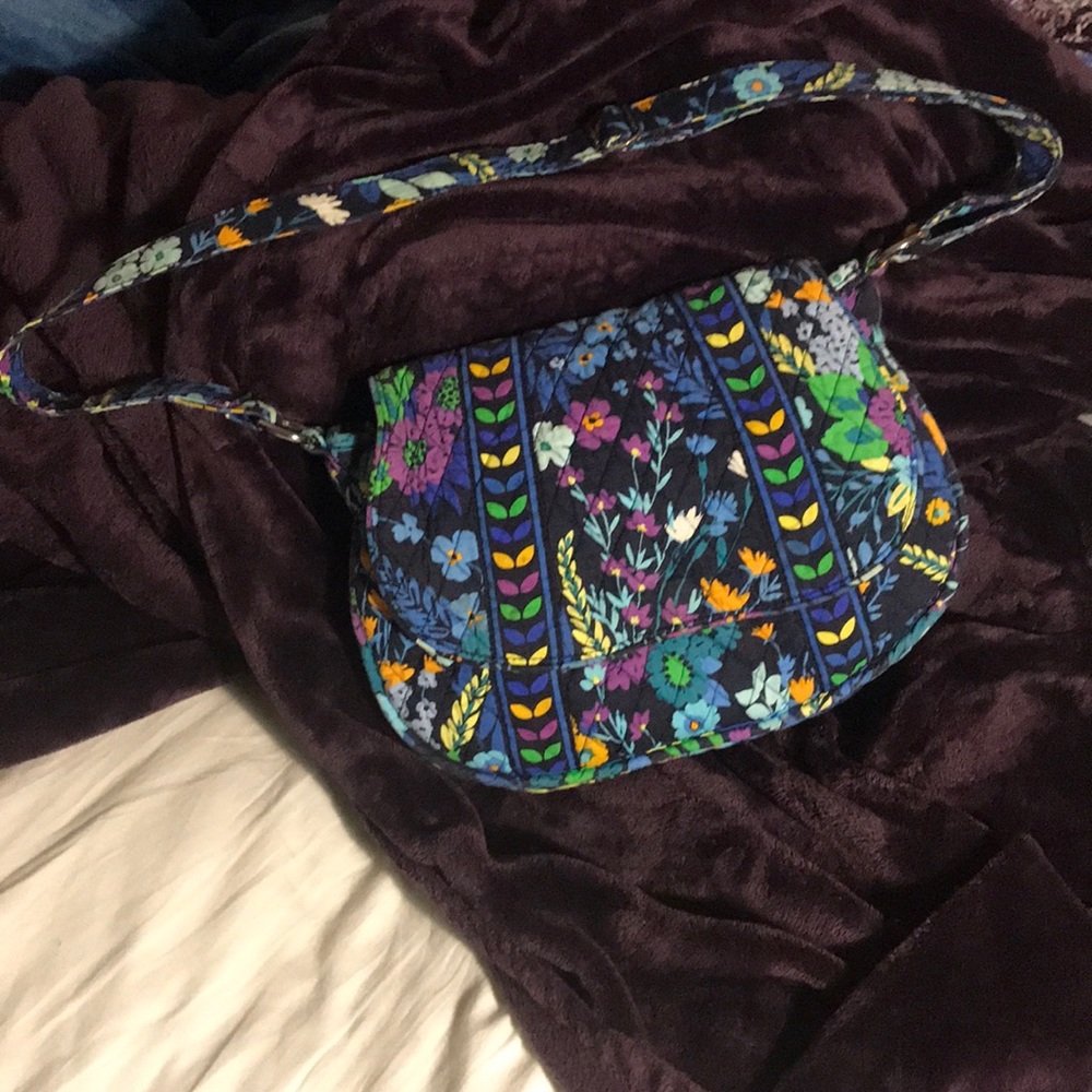 🎁 Beautiful Vera Bradley purse 👛